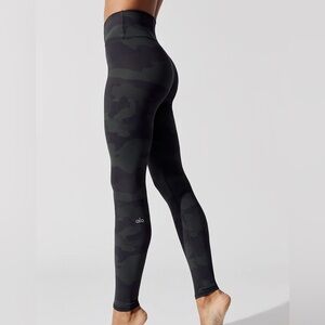 OG ALO Airlift Camo High-Rise Leggings - Black/Gray XS